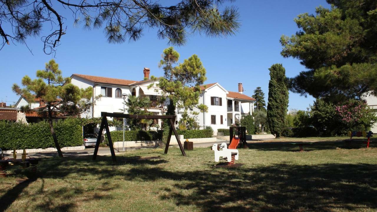 Family Rooms Moela Umag Kültér fotó